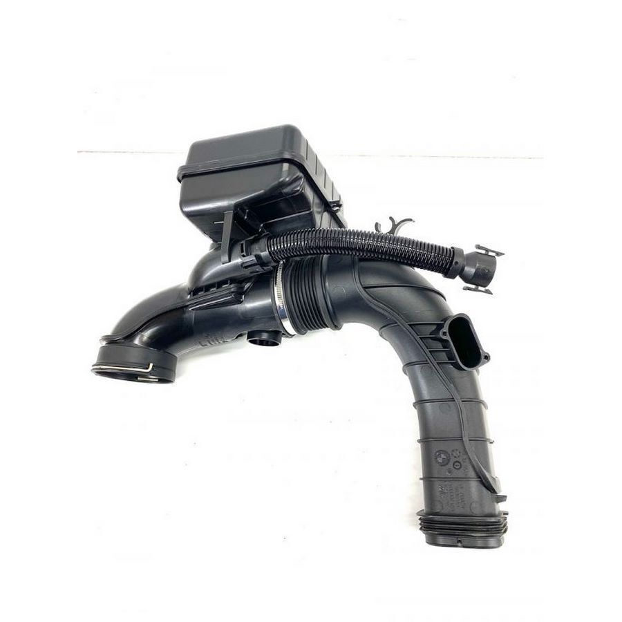 IOE-BMW 13718519135 TEMIZ HAVA BORUSU BMW X5 F15