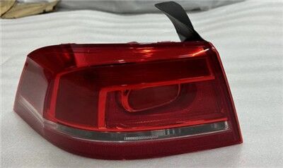 STOP LAMBASI LEDSİZ SOL PASSAT 2012>>