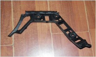 TAMPON BAGLANTI BRAKETİ ARKA L GOLF 6 (2009-2013)