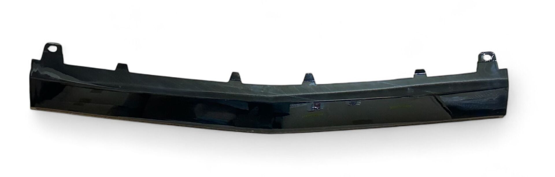 TAMPON SÜS ÇITASI  PARLAK SİYAH  ON ORTA (AMG) C-CLASS W205 14>