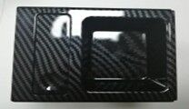 BOZUK PARA KUTUSU ORTA KONSUL (KARBON FİBER-SİYAH) BMW E46 98>06